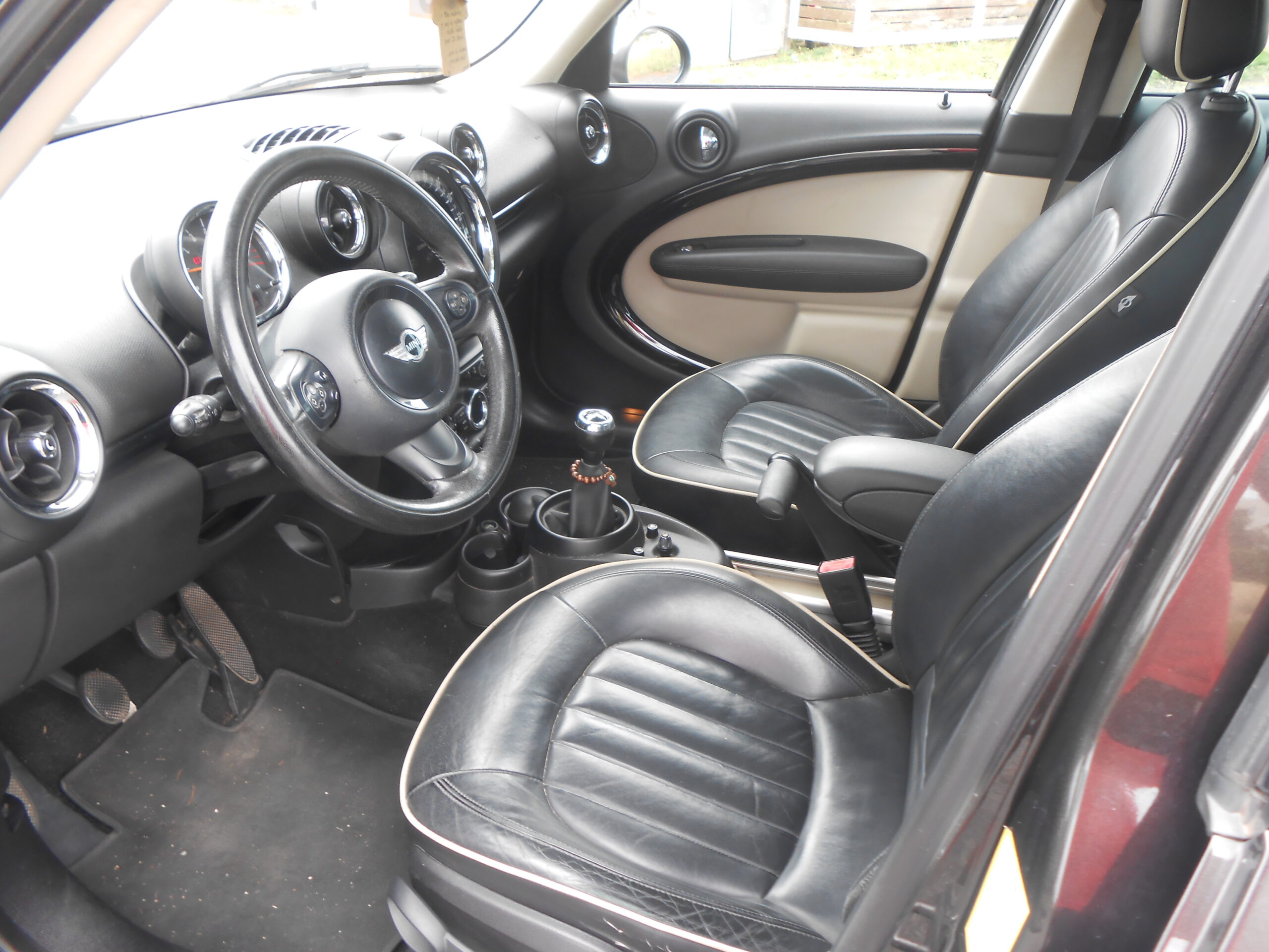 MINI COUNTRYMAN COOPER 1.6 D 112 CV