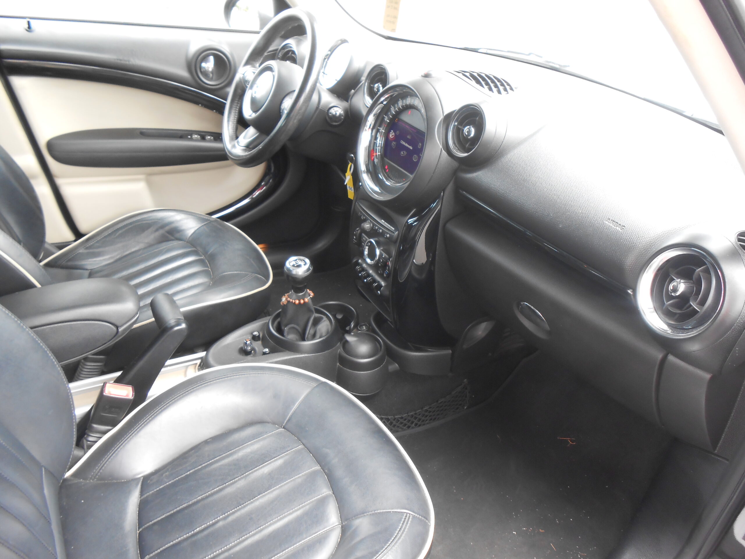 MINI COUNTRYMAN COOPER 1.6 D 112 CV