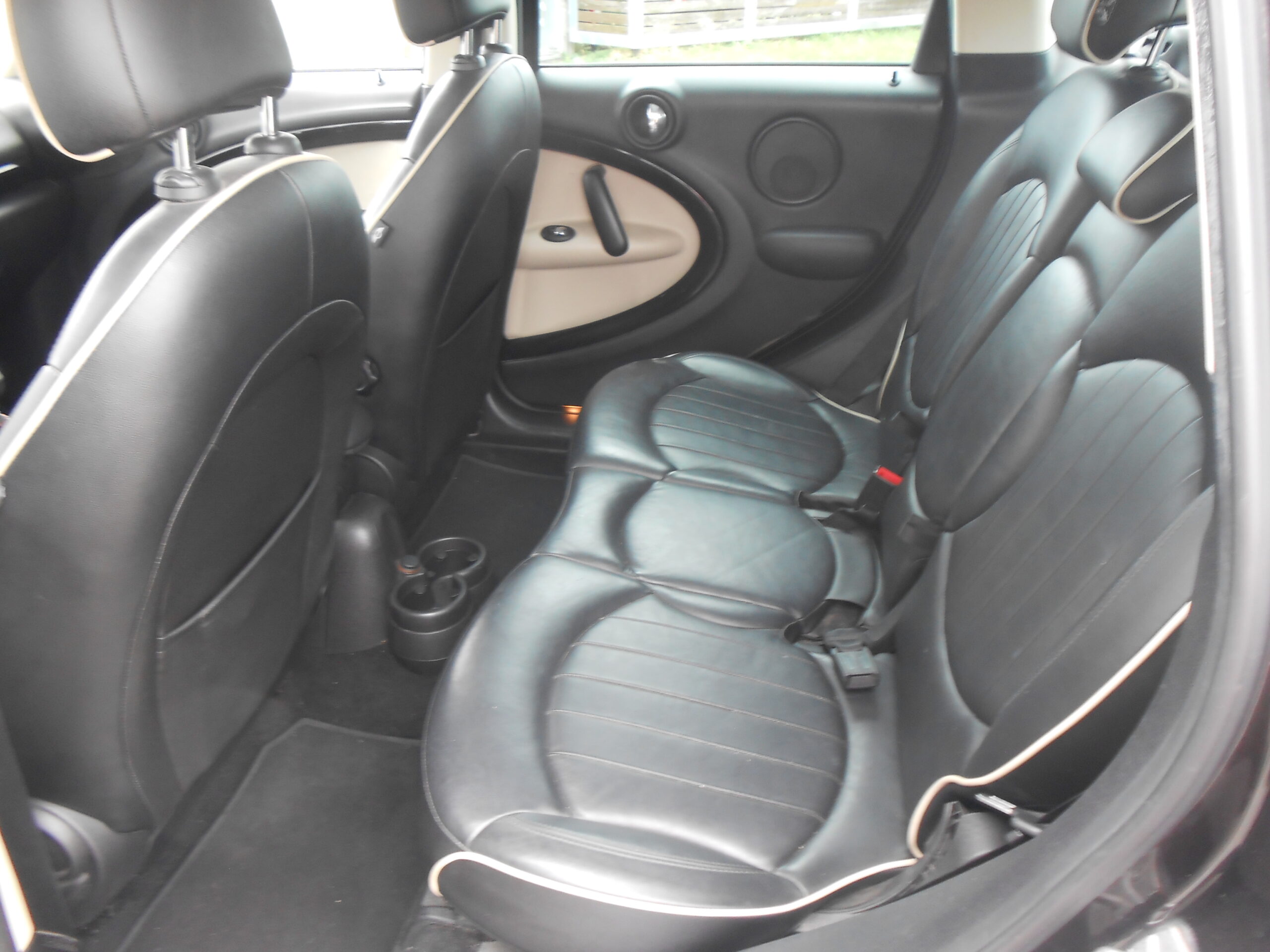 MINI COUNTRYMAN COOPER 1.6 D 112 CV