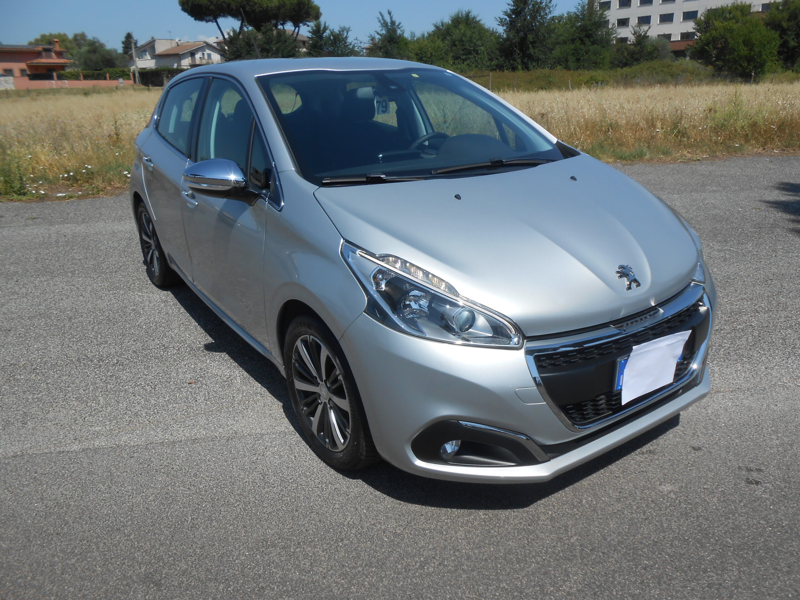 PEUGEOT 208 1.2 ALLURE 82 CV €6 – NO VINCOLI FINANZIAMENTO