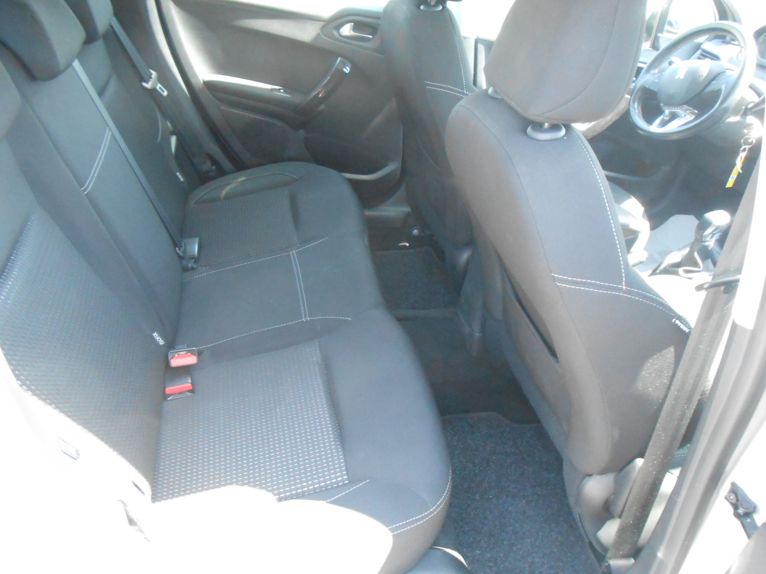 PEUGEOT 208 1.2 ALLURE 82 CV €6 – NO VINCOLI FINANZIAMENTO